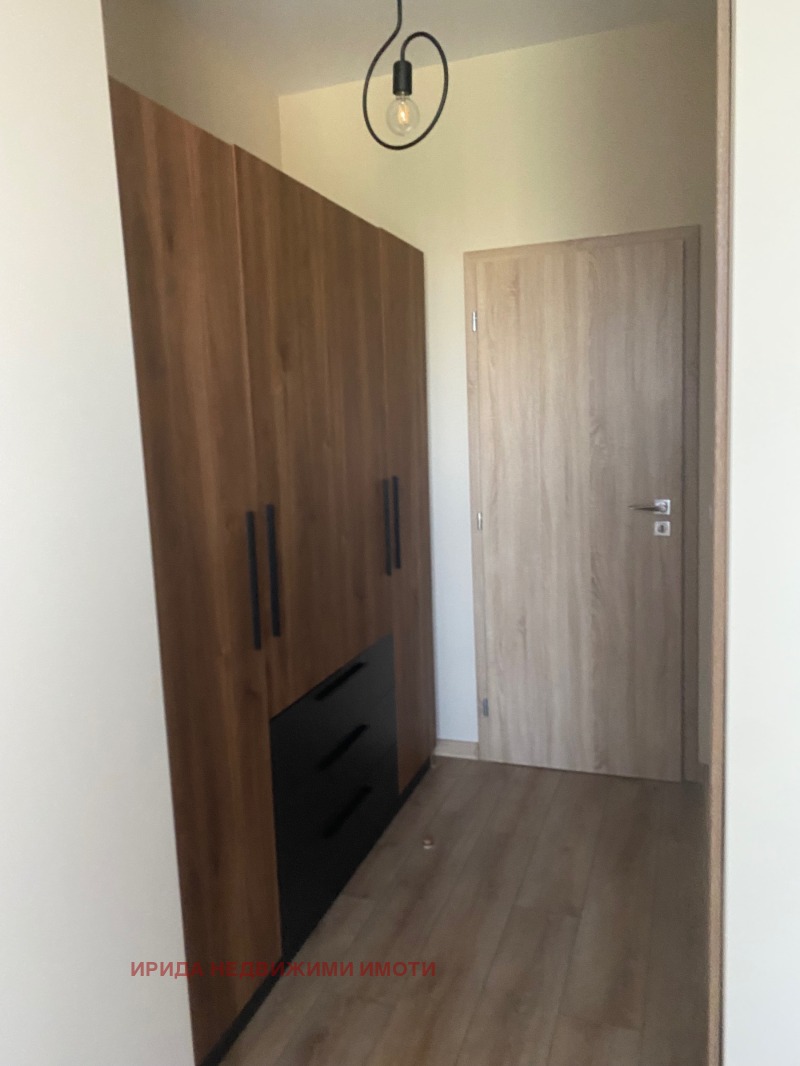 Издаје се  2 спаваће собе Софија , Витоша , 100 м2 | 76249284 - слика [8]