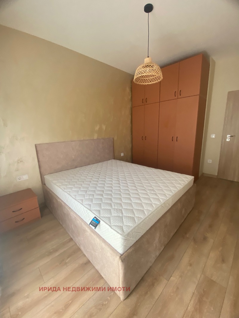 Издаје се  2 спаваће собе Софија , Витоша , 100 м2 | 76249284 - слика [4]