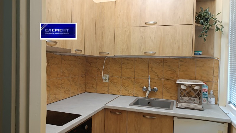 Te huur  Studio Plovdiv , Trakija , 36 m² | 75386067