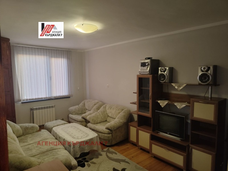 Дава под наем  3-стаен град Кърджали , Център , 65 кв.м | 29935392 - изображение [5]