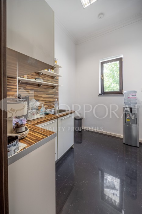 K pronájmu  Dům Sofia , Doktorski pametnik , 750 m2 | 42491171 - obraz [12]