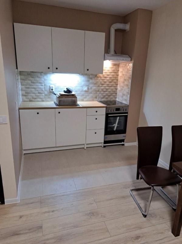 Дава под нем  2-стаен, град София, Дружба 2 •  550 EUR • ID 62258714 — holmes.bg - [1] 