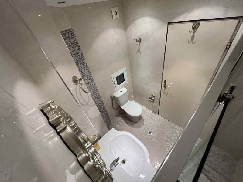 Дава под наем 3-СТАЕН, гр. София, Лозенец, снимка 11 - Апартаменти - 53097555