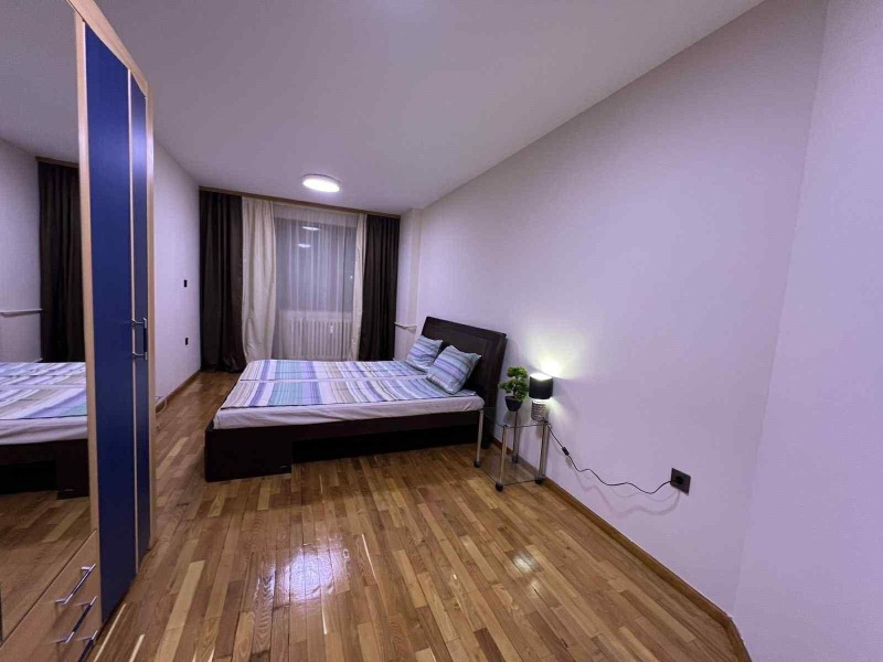 Дава под наем 3-СТАЕН, гр. София, Лозенец, снимка 9 - Апартаменти - 53097555