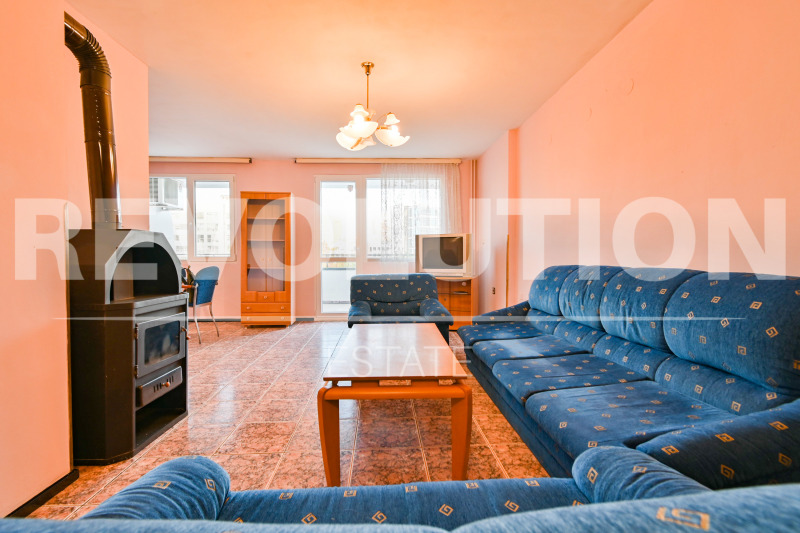 Da affittare  Maisonette Sofia , Mladost 4 , 125 mq | 76430136