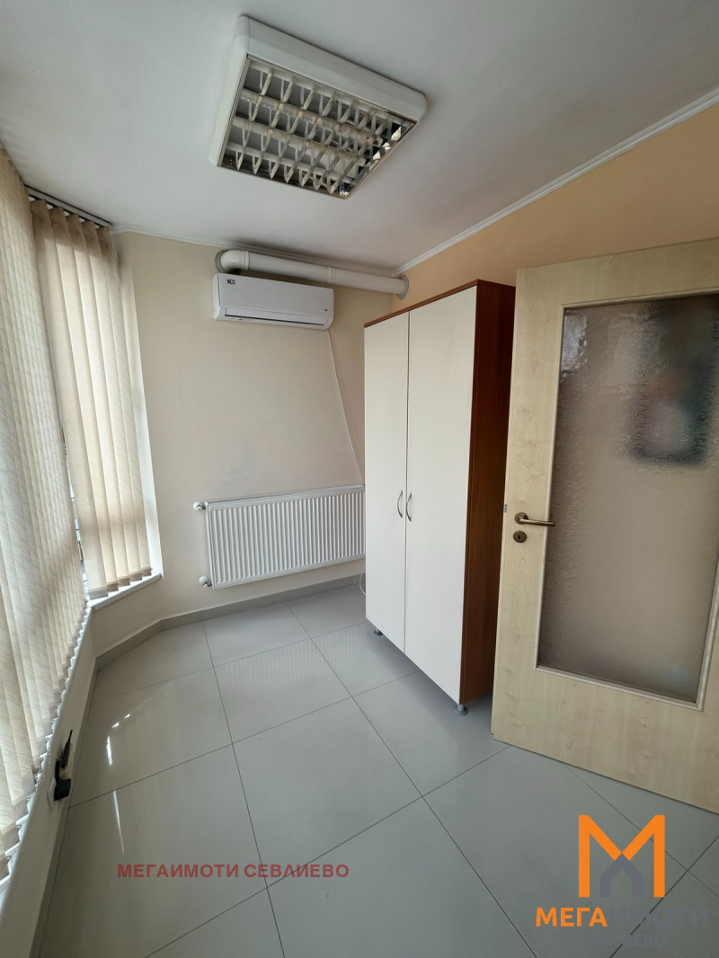 K pronájmu  Kancelář oblast Gabrovo , Sevlievo , 40 m2 | 78685002 - obraz [4]
