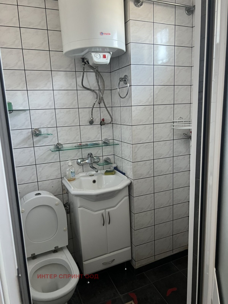 För uthyrning  Kontor Sofia , Vrajdebna , 70 kvm | 10776782 - bild [11]