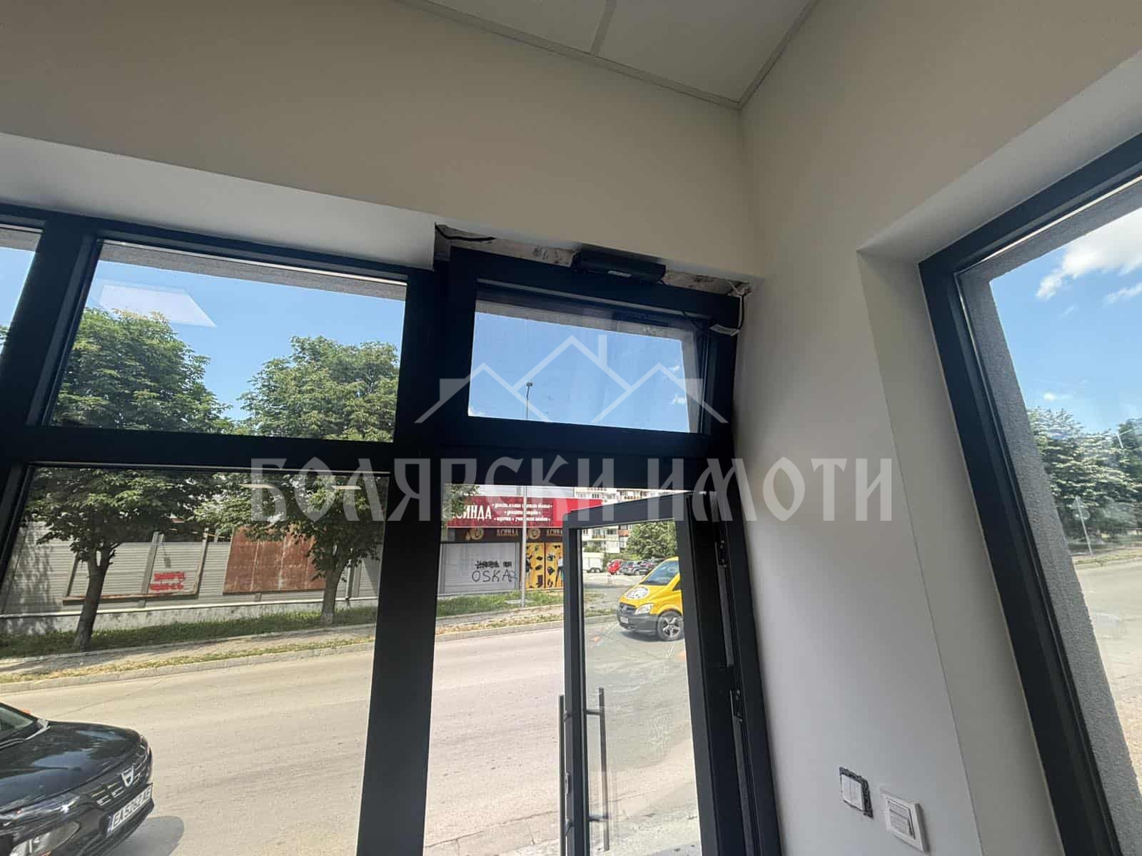 Дава под наем МАГАЗИН, гр. Велико Търново, Бузлуджа, снимка 5 - Магазини - 54994172