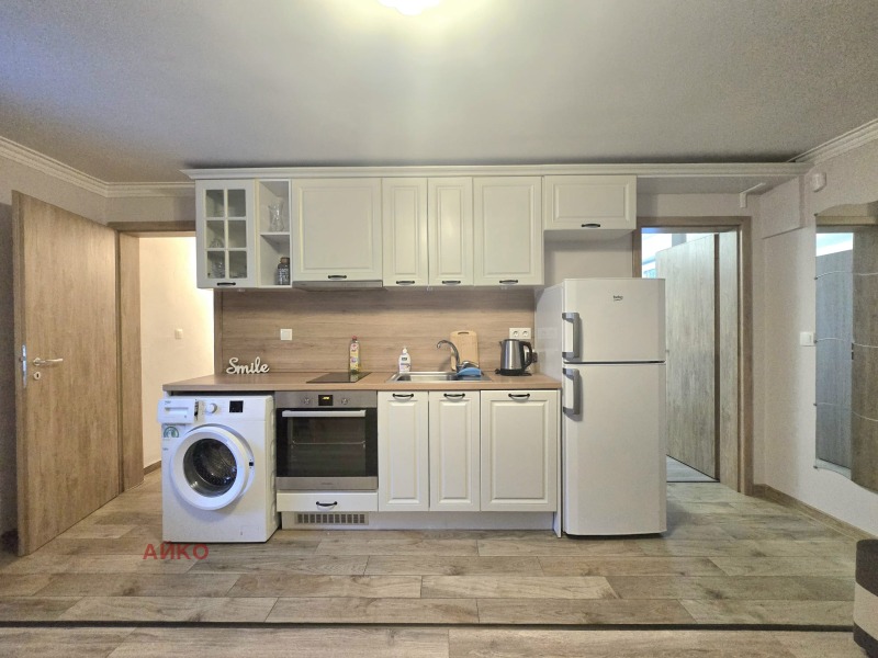 Дава под наем 2-СТАЕН, гр. София, Център, снимка 2 - Апартаменти - 53530876