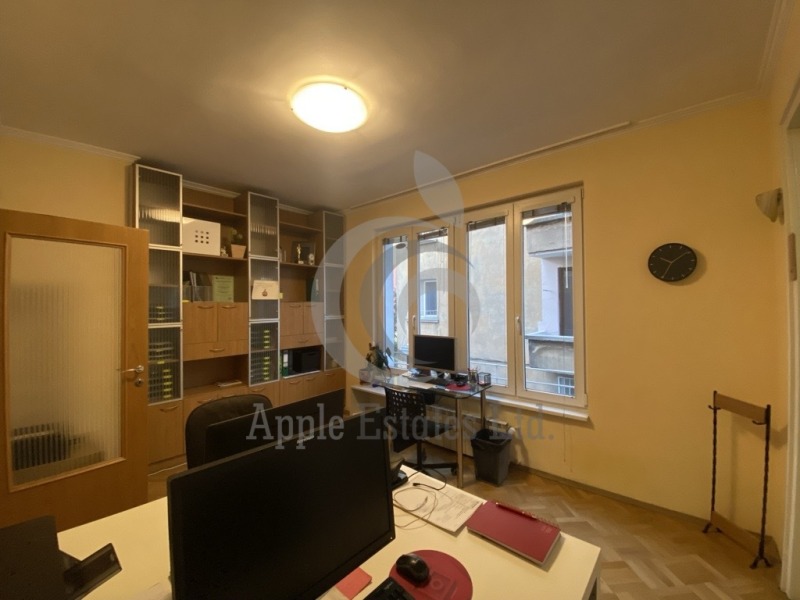 Te huur  Kantoor Sofia , Tsentar , 80 m² | 47105665 - afbeelding [7]
