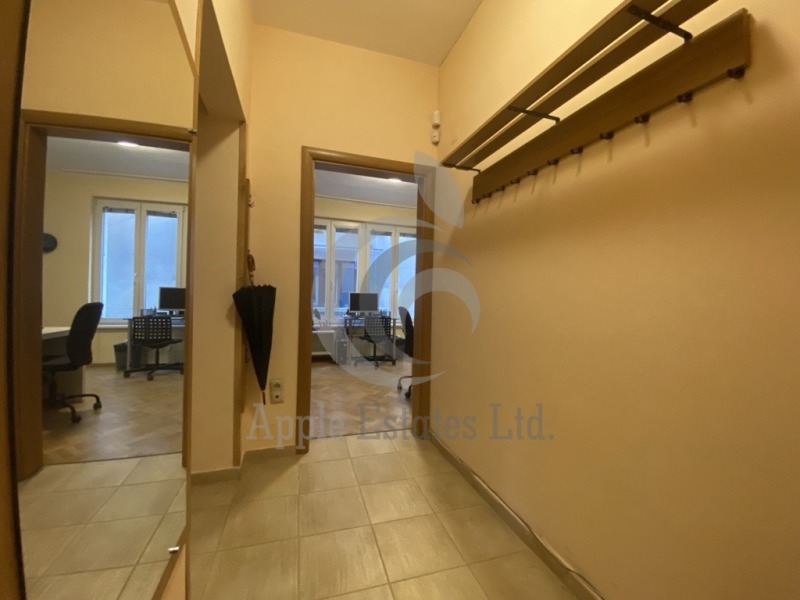 Te huur  Kantoor Sofia , Tsentar , 80 m² | 47105665 - afbeelding [8]