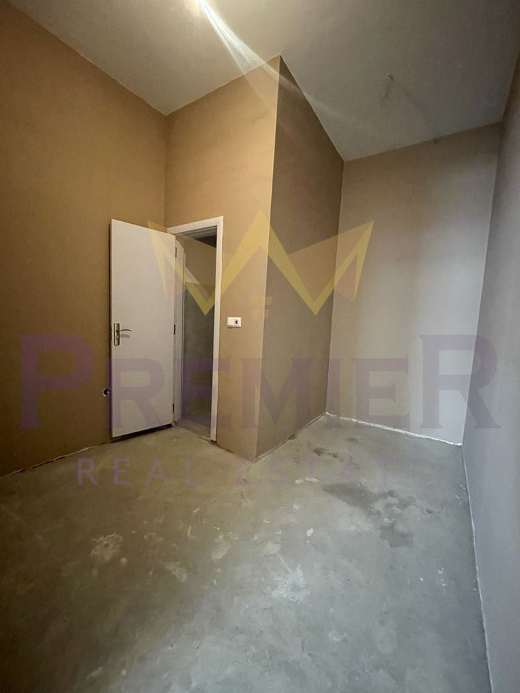 En renta  Comercio Varna , Koljozen pazar , 43 metros cuadrados | 21904821 - imagen [4]