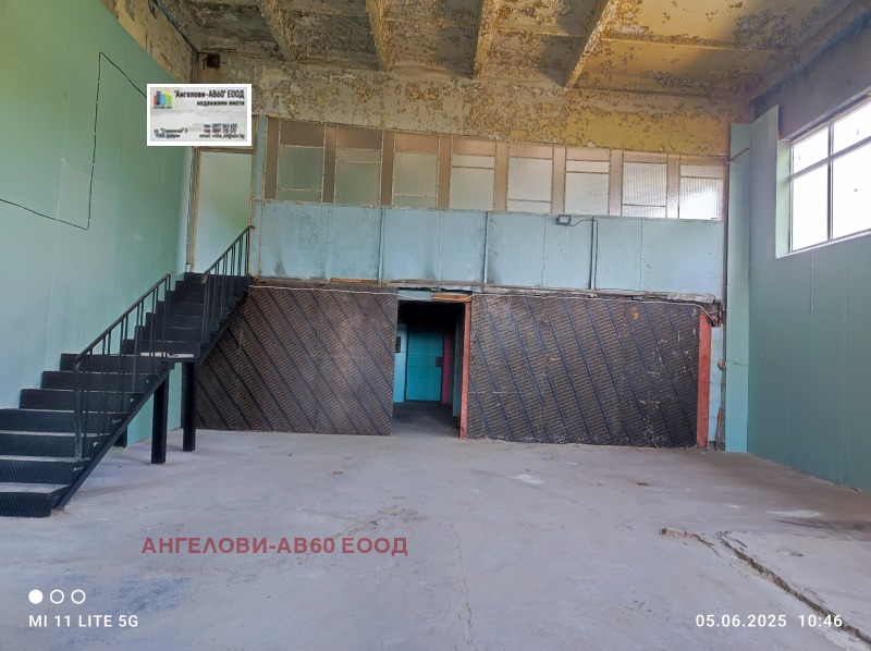 En renta  Edificio industrial Dobrich , Promishlena zona - Zapad , 440 metros cuadrados | 39493211 - imagen [2]