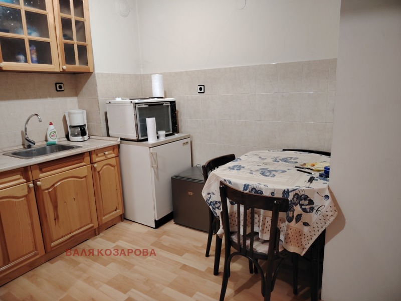 Дава под наем 2-СТАЕН, гр. Плевен, Широк център, снимка 2 - Апартаменти - 53463910