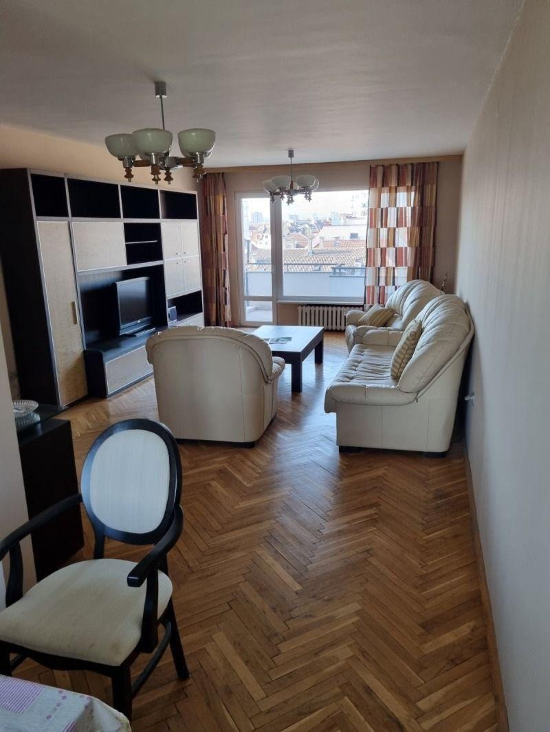 Zu vermieten  2 Schlafzimmer Sofia , Geo Milew , 75 qm | 78676113 - Bild [2]