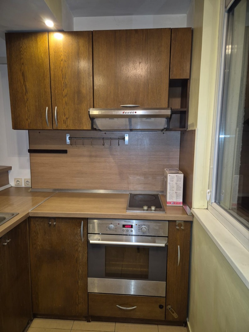 Дава под наем 3-СТАЕН, гр. София, Христо Ботев, снимка 5 - Апартаменти - 52655961