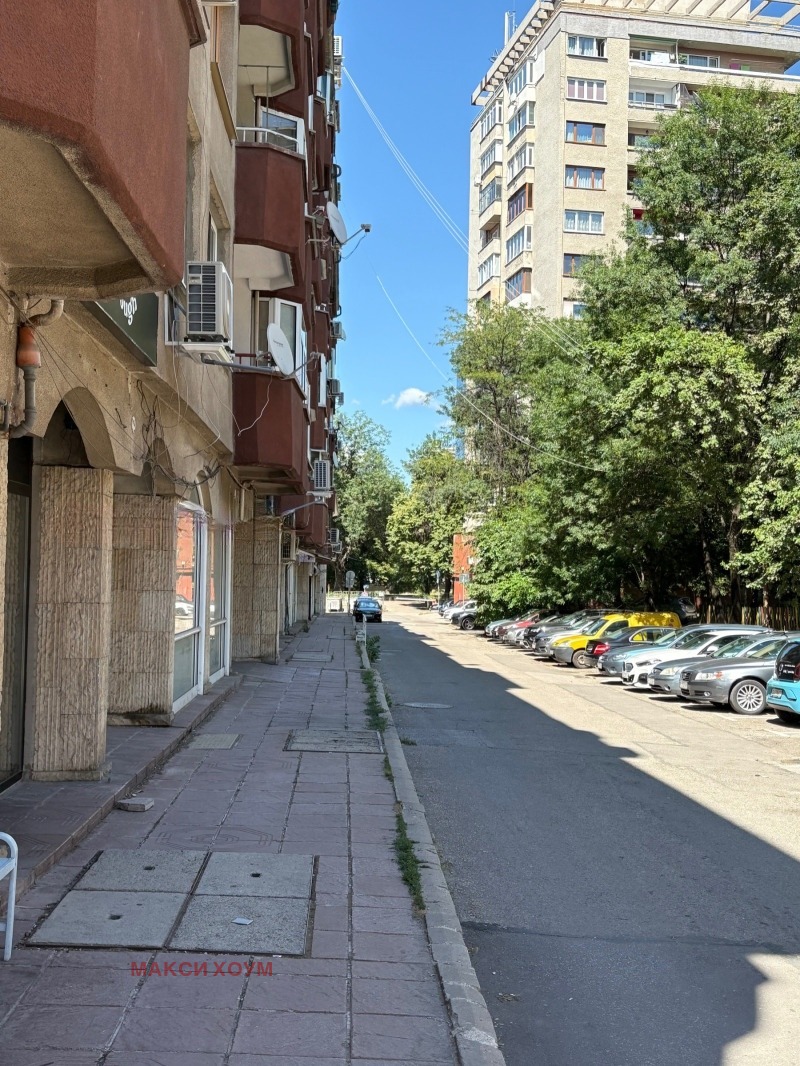Til leje  Garage Sofia , Ivan Vazov , 25 kvm | 75122924
