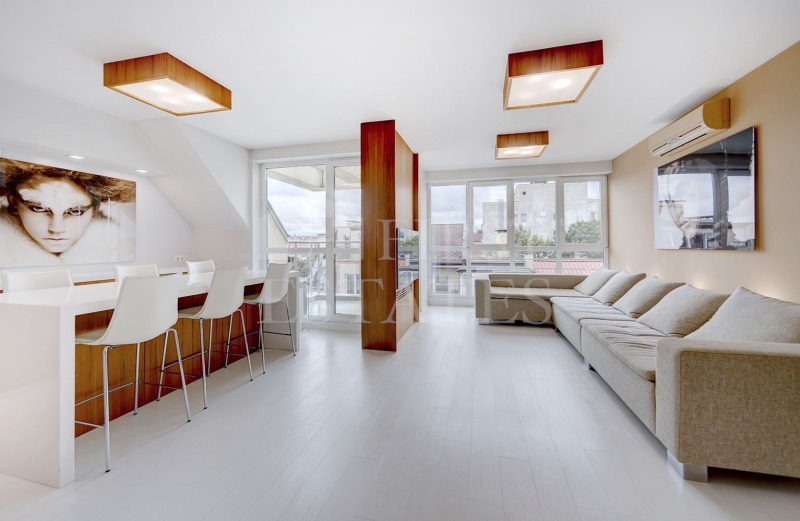 Дава под наем 4-СТАЕН, гр. София, Център, снимка 3 - Апартаменти - 53591039