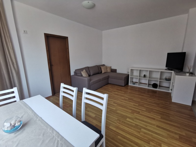 Издаје се  1 спаваћа соба регион Бургас , Поморие , 55 м2 | 77460132 - слика [3]