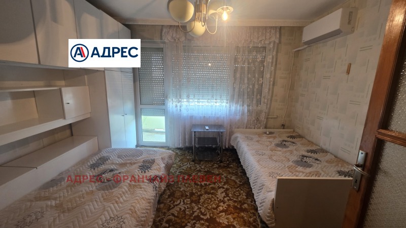 Дава под наем  3-стаен град Плевен , Широк център , 100 кв.м | 61945838 - изображение [4]