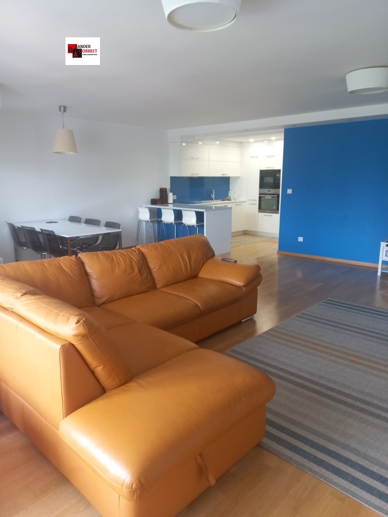 Zu vermieten  3 Schlafzimmer Sofia , Dianabad , 160 qm | 98144210 - Bild [4]