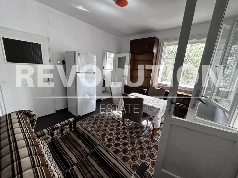 Дава под наем ЕТАЖ ОТ КЪЩА, гр. Варна, Трошево