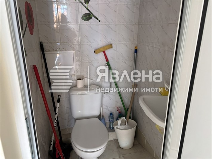 Дава под наем МАГАЗИН, гр. Бургас, Център, снимка 2 - Магазини - 50691194