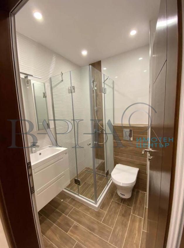 Дава под наем 2-СТАЕН, гр. Варна, Конфуто, снимка 4 - Апартаменти - 52644817