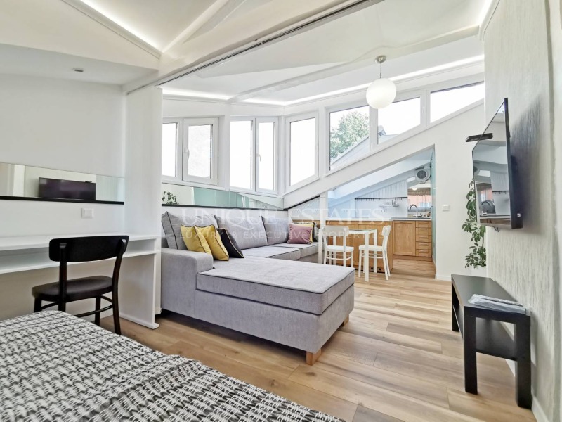 A louer  2 chambres Sofia , Tsentar , 57 m² | 62207411