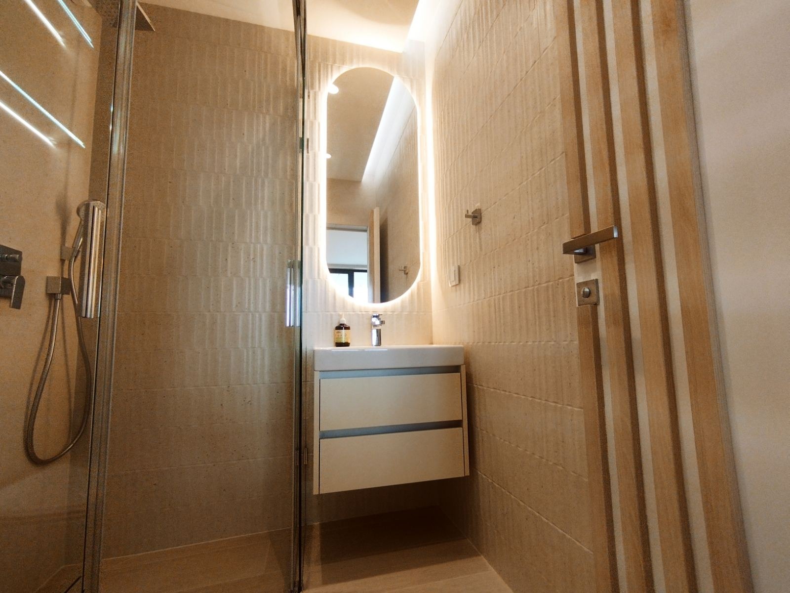 Дава под наем 4-СТАЕН, гр. Варна, к.к. Чайка, снимка 11 - Апартаменти - 54329914