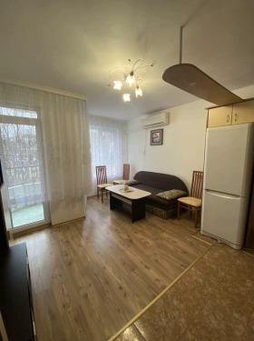 1 makuuhuone Lazur, Burgas