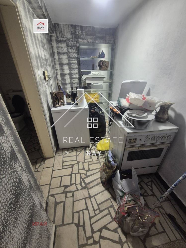 Дава под наем МАГАЗИН, гр. Стара Загора, Център, снимка 14 - Магазини - 55264609