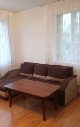 1 makuuhuone Mladost 2, Sofia