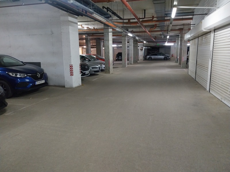 Дава под наем ГАРАЖ, ПАРКОМЯСТО, гр. София, Младост 4, снимка 3 - Гаражи и паркоместа - 53308301