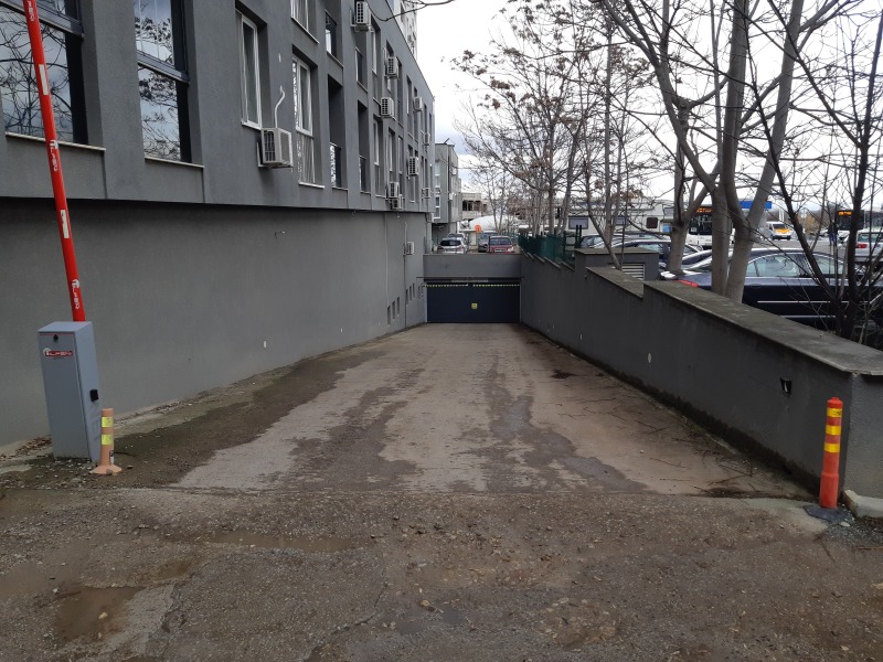Дава под наем ГАРАЖ, ПАРКОМЯСТО, гр. София, Младост 4