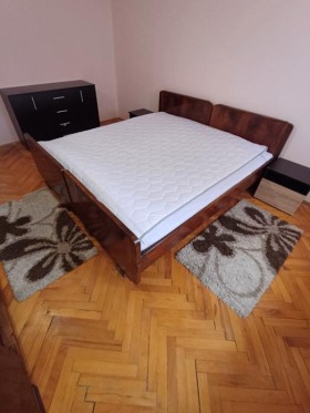 2 Schlafzimmer Geo Milew, Sofia 5