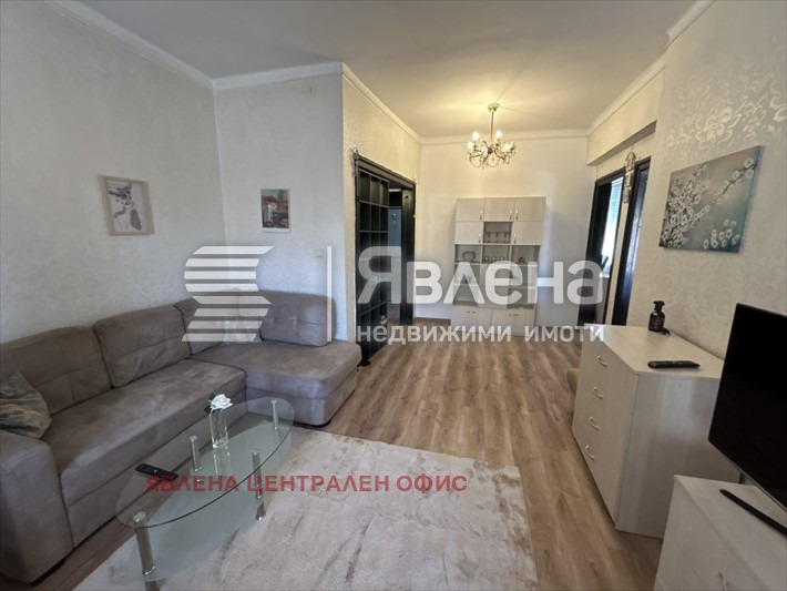 Дава под наем 3-СТАЕН, гр. София, Център, снимка 2 - Апартаменти - 54072111