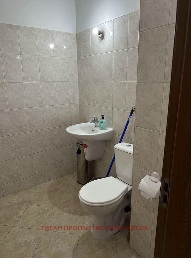 Дава под наем МАГАЗИН, гр. Бургас, Славейков, снимка 4 - Магазини - 51805442