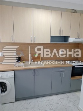 Huis verdieping Levski 2, Varna
