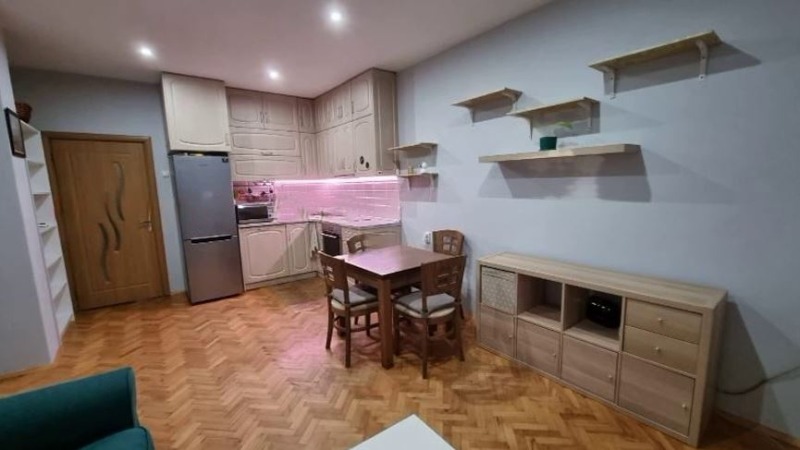 Kiadó  1 hálószoba Sofia , Zona B-18 , 55 négyzetméter | 10842726 - kép [2]