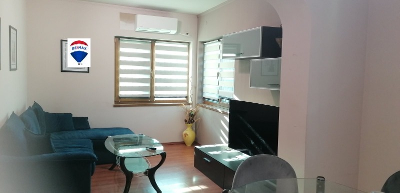 Para alugar  2 quartos Plovdiv , Hristo Smirnenski , 100 m² | 52753856 - imagem [2]