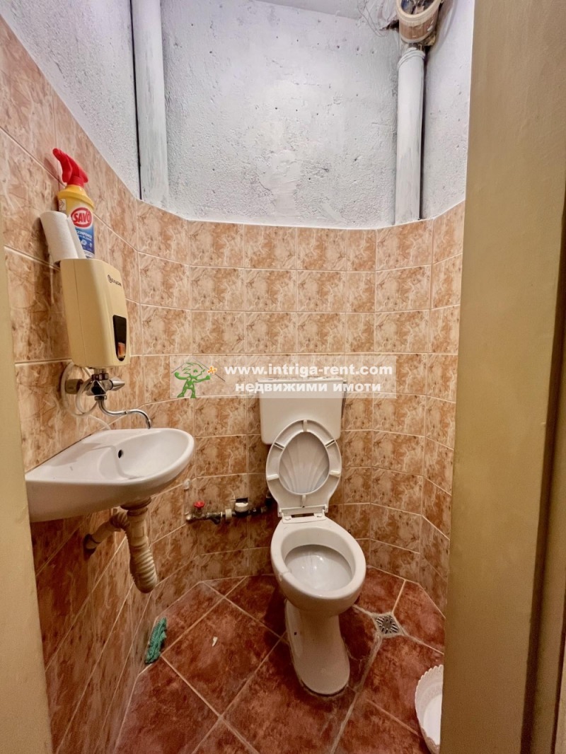 Дава под наем  3-стаен град Хасково , Младежки хълм , 100 кв.м | 58134543 - изображение [13]