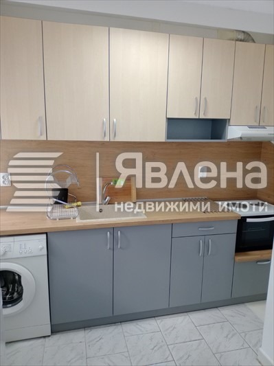 Zu vermieten  Hausboden Warna , Lewski 2 , 100 qm | 97094707