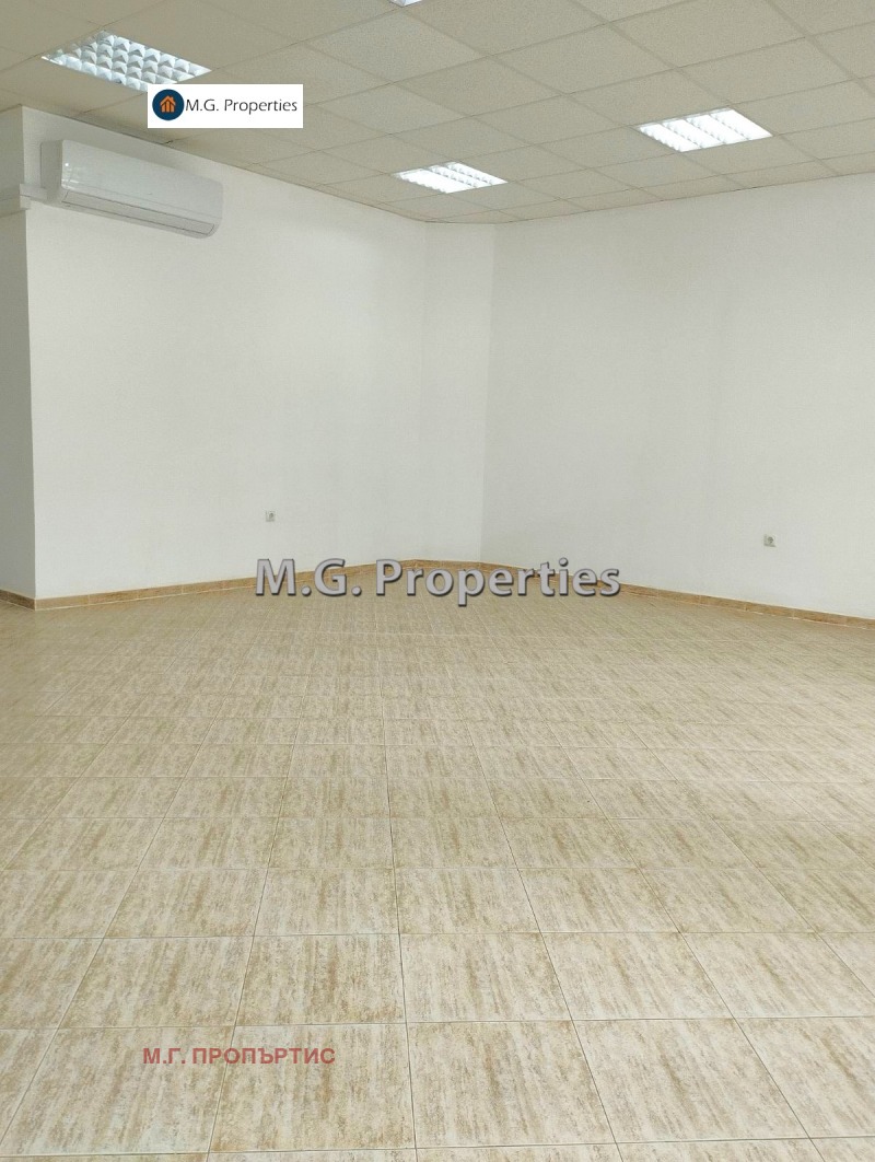 Дава под наем МАГАЗИН, гр. Варна, Левски 1, снимка 7 - Магазини - 52200089