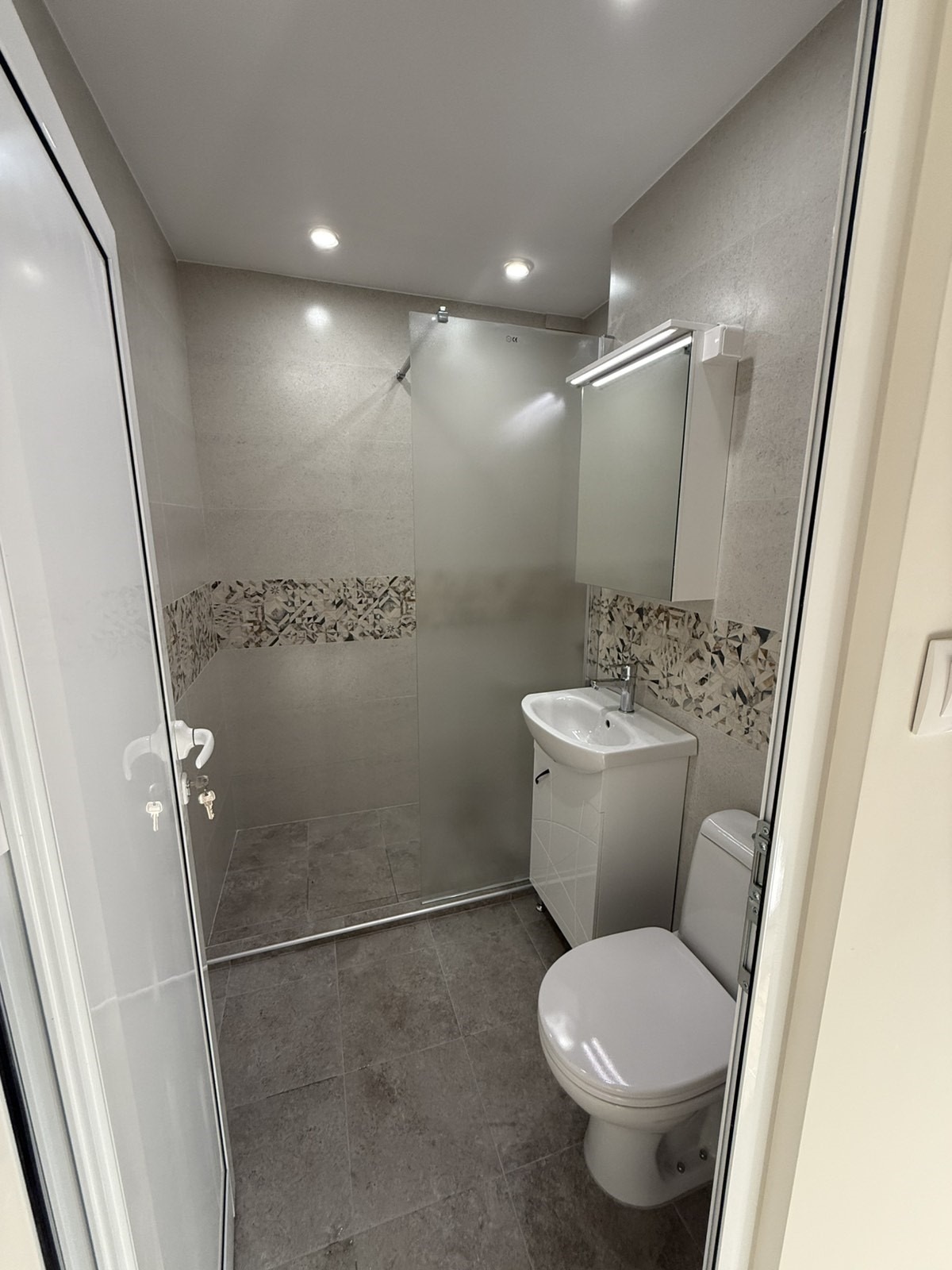 Дава под наем 3-СТАЕН, гр. София, Стрелбище, снимка 8 - Апартаменти - 53842492