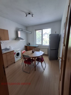 1 chambre Mladejki Halm, Plovdiv