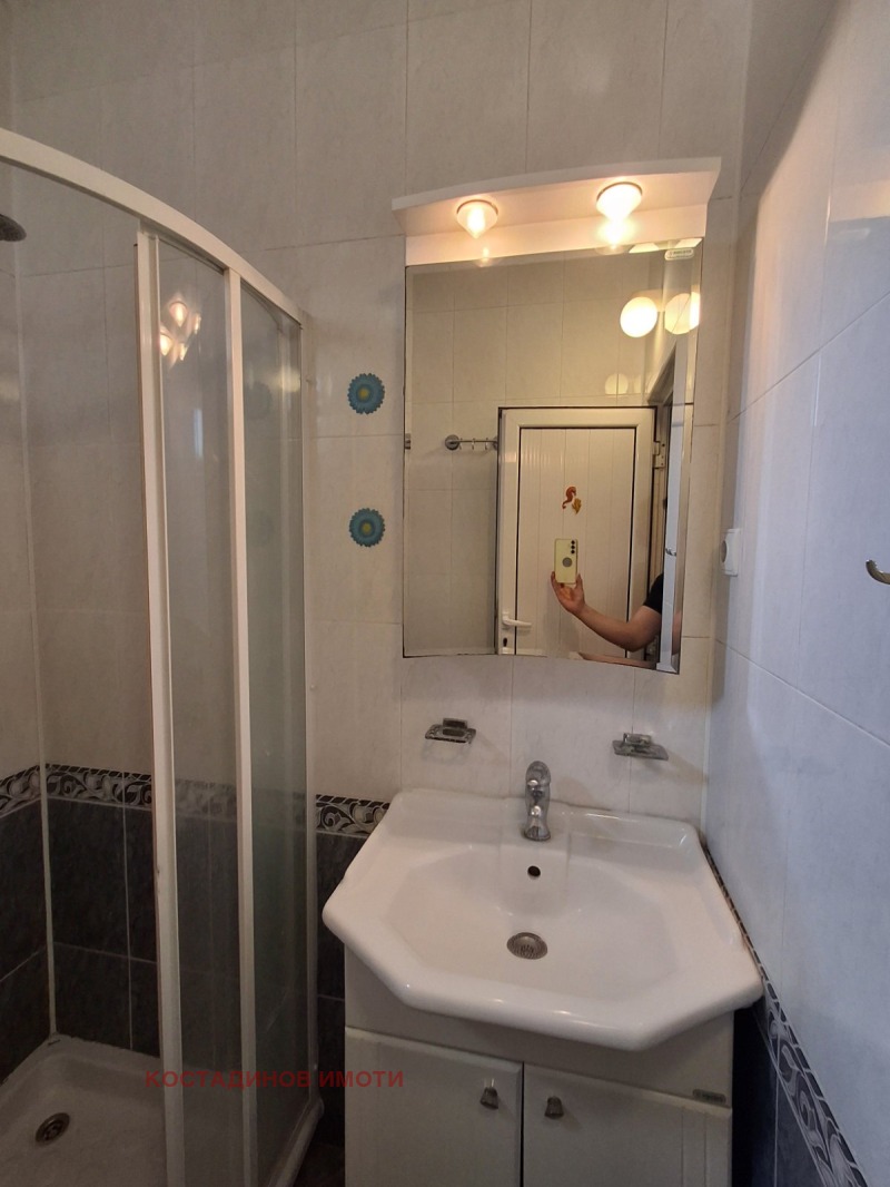 A louer  1 chambre Plovdiv , Mladejki Halm , 60 m² | 83669956 - image [5]