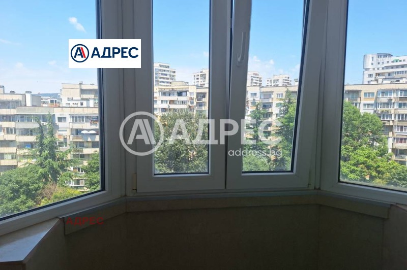 De inchiriat  1 dormitor Varna , Țentâr , 65 mp | 37430174 - imagine [7]