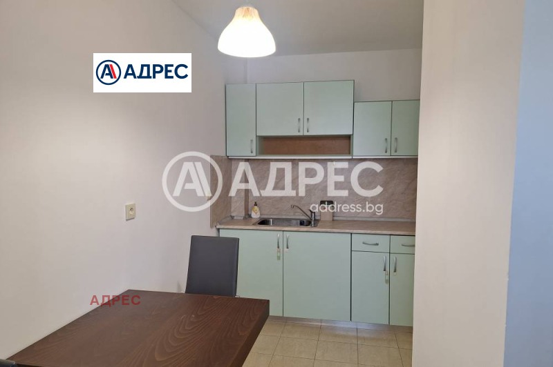 De inchiriat  1 dormitor Varna , Țentâr , 65 mp | 37430174 - imagine [4]