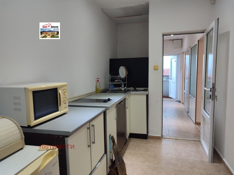 Дава под наем 2-СТАЕН, гр. Добрич, Център